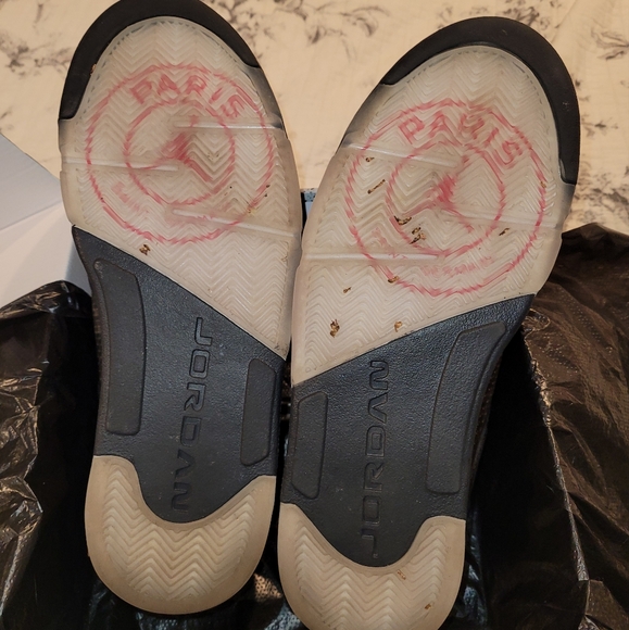 Used Jordan 5 PSG - Picture 2 of 6
